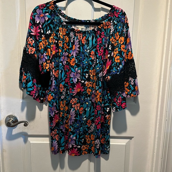 Tops - greige women’s top